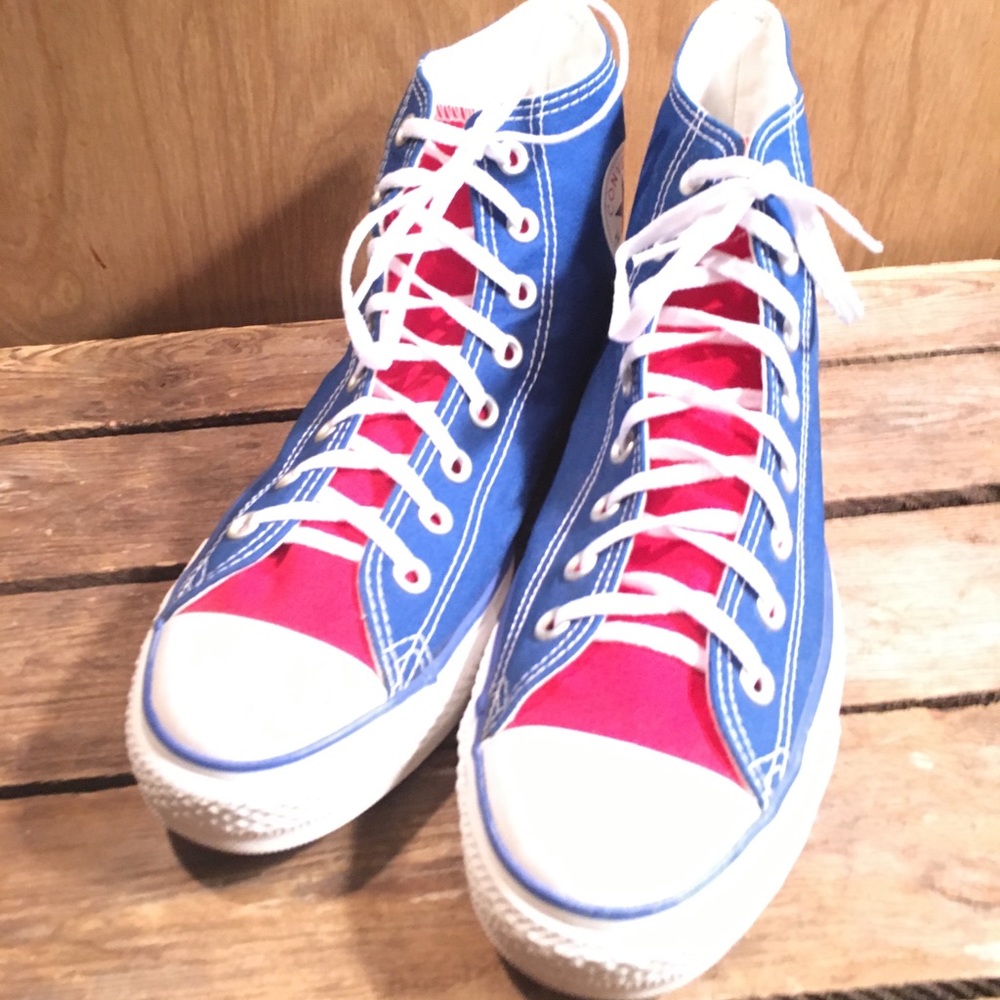 Converse Chuck Taylor’s Red,White and Blue